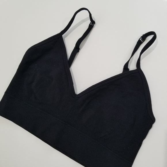 🚫SOLD🚫Sports Bras - Picture 6 of 7